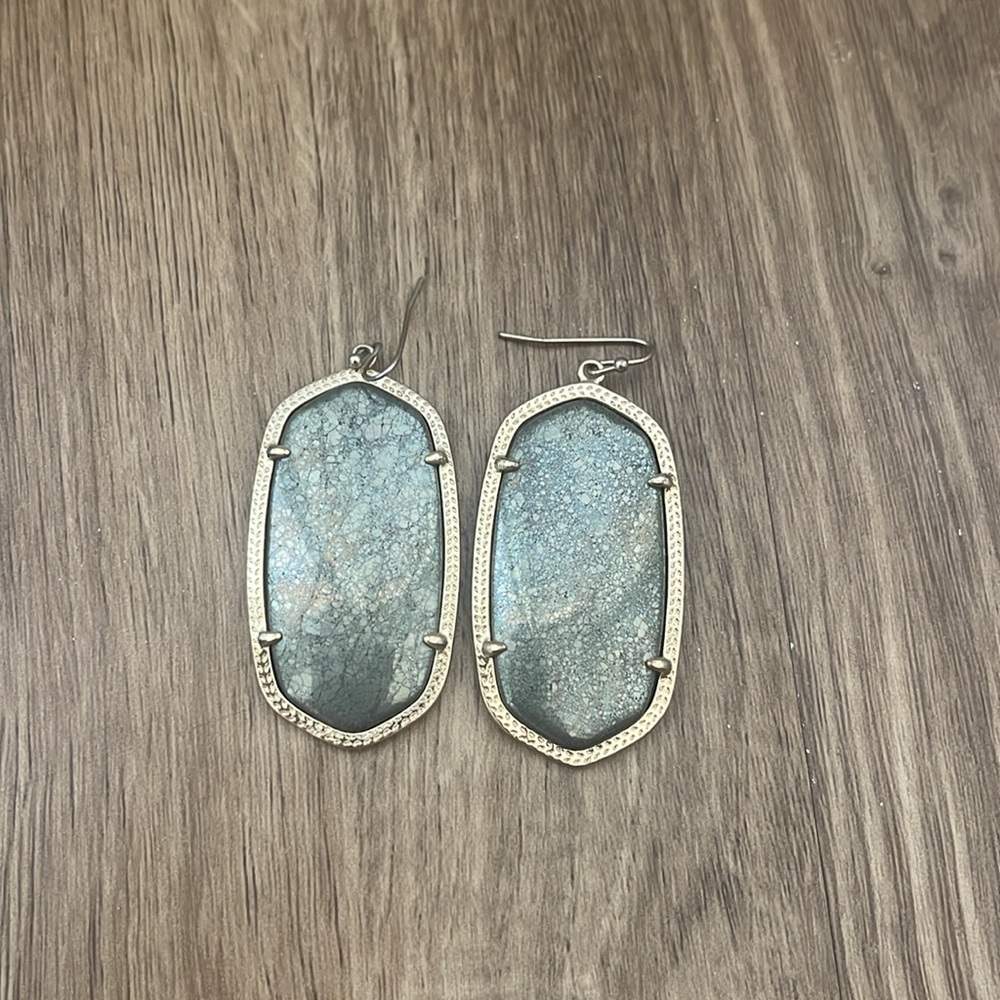 Kendra Scott Elle Gold Drop Earrings